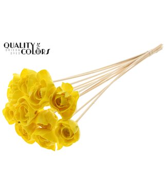 QC Shola Dear Holly 6cm on stem Wax Yellow ( x 50 )