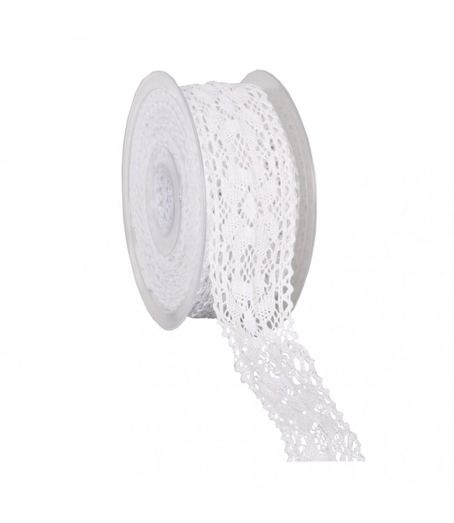 Natural white lace | Width 46 millimetres | Length 10 metres | Available per piece