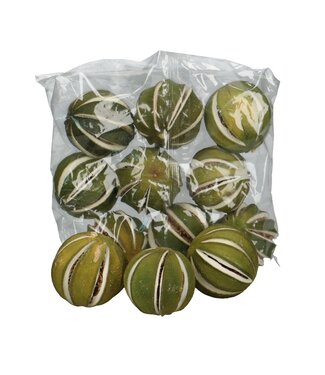4A Green dried fruit oranges | Diameter 4 centimetres | Weight 250 grams per bag | Per 5 bags