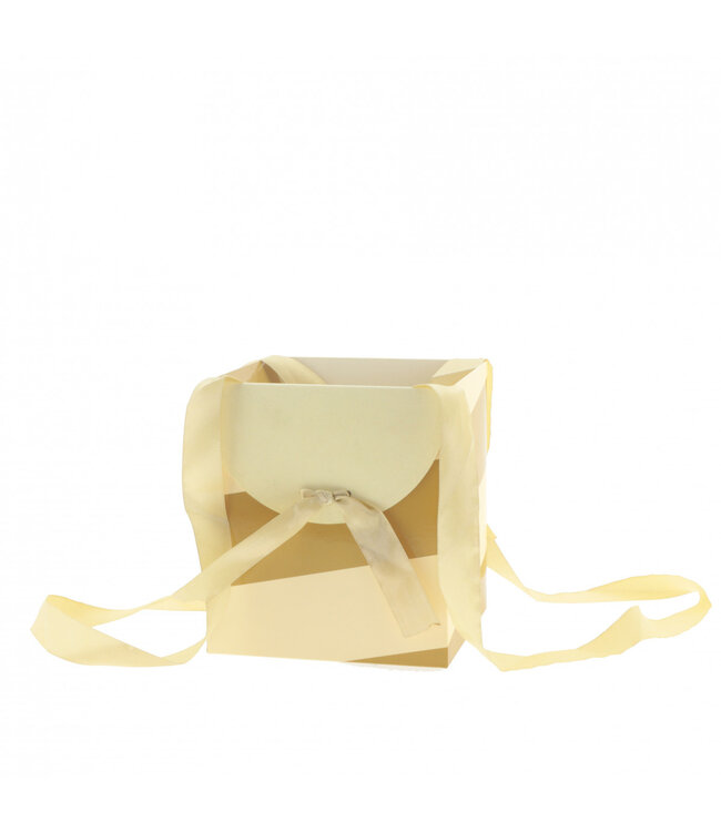 Cream-coloured bags Muse | Size 16 x 16 x 18 centimetres | Available to order in sets of 10