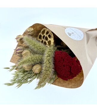 LDD Boeket droogbloemen Nathalie | Hoogte ± 40 centimeter | Met rode, goudkleurige en naturel groene droogbloemen | Per bos
