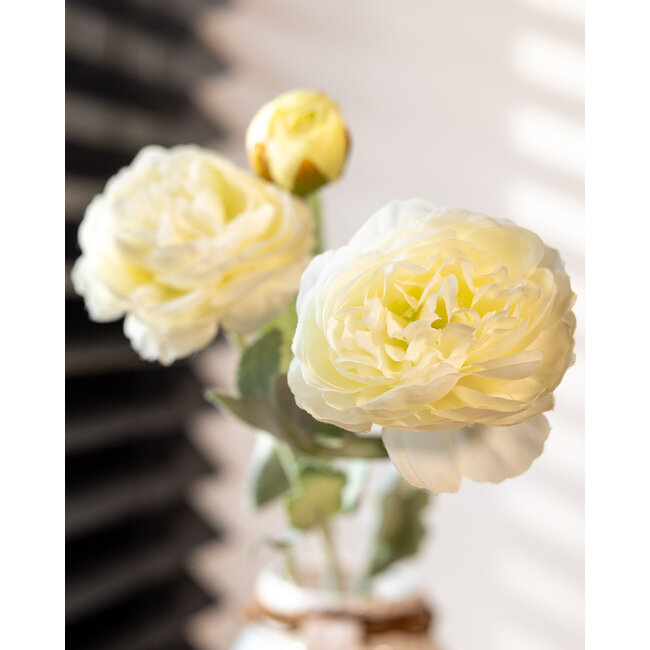 Witte Ranonkels | Ranunculus of Boterbloemen kunstbloemen | Lengte ± 50 centimeter | Met 3 bloemen per tak
