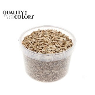 QC Wood chips in reusable bucket | Colour: Natural Light Brown | Length 5 - 8 millimetres | Bucket content 3 litres | Per bucket