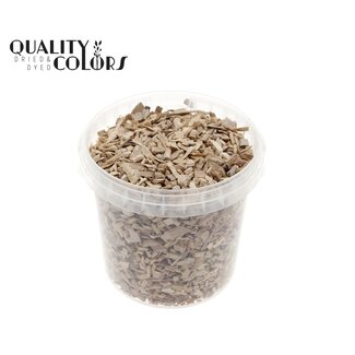 QC Wood chips in reusable bucket | Colour: Natural Light Brown | Length 5 - 8 millimetres | Bucket content 1 litre | Per 6 buckets