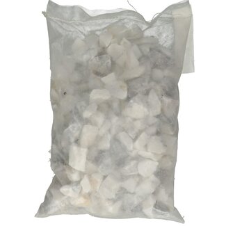 4A Gravel | Colour: Natural | Diameter 30 - 40 millimetres | Bag contents 10 kilograms | Per bag