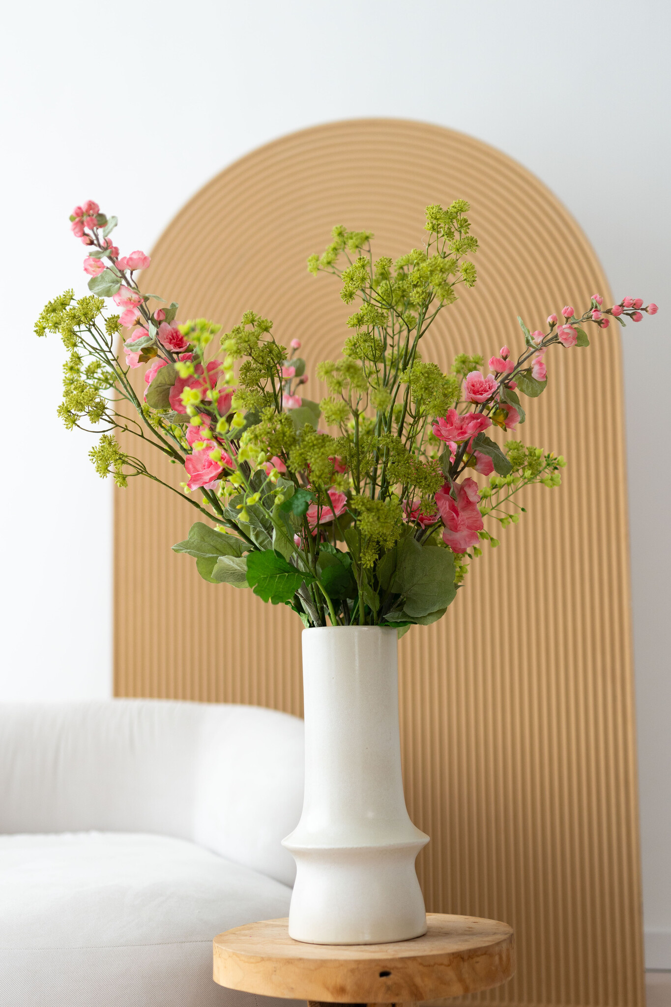 Artificial Flowers: Lifelike Splendor | B2B Flowers