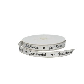4A Just Married Lint | Kleur: Natuurlijk Wit | Breedte 15 millimeter | Lengte 20 meter | Per rol