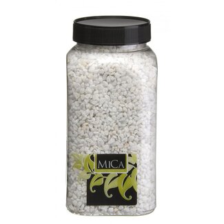 4A Gravel | Colour: Natural White | Diameter 2 - 4 millimeter | Bag content 1 kilo | Per bag