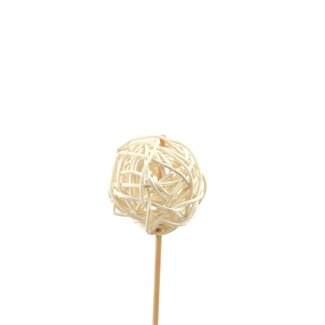 4A Bruceball Rotan Bal Bijsteker | Kleur: Natuurlijk Wit | Lengte 12 centimeter | Diameter 5 centimeter | Per 24 bijstekers