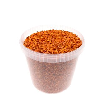 4A Houtsnippers in Herbruikbare Emmer | Kleur: Oranje | Diameter 8 millimeter | Inhoud 10 liter | Per emmer