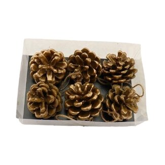 4A Dennenappel Hangers | Kleur: Goud | Goudkleurige Kerst Decoratie | Lengte 6 centimeter | Kerst Decoratie | Per 6 dennenappels