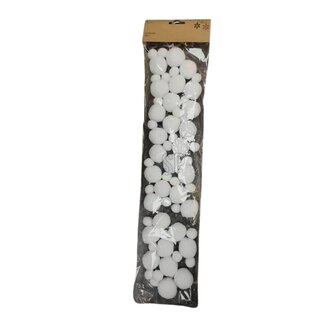 4A Snowball Garland | Colour: Natural White | Christmas Decoration | Length 220 centimetre | Per garland