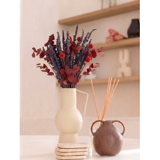 Dutch Dried Boeket droogbloemen "Speciaal voor jou" | Lengte ± 35 centimeter | Met gedroogde Eucalyptus, Lavendel en rode Craspedia's