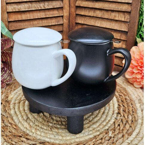 Saara Theemok luxe met filter -Black and White