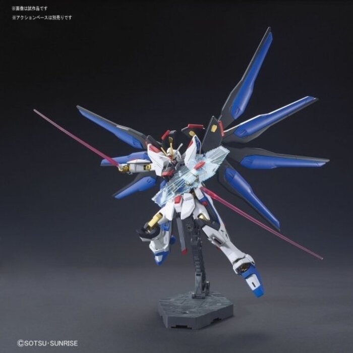 Bandai Gundam HG 1/144 ZGMF-X20A Strike Freedom Gundam Model Kit 201