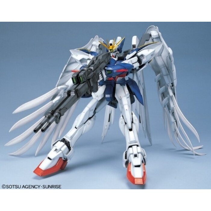 Bandai Gundam Perfect Grade Gundam Zero Custom 1/60 Model Kit