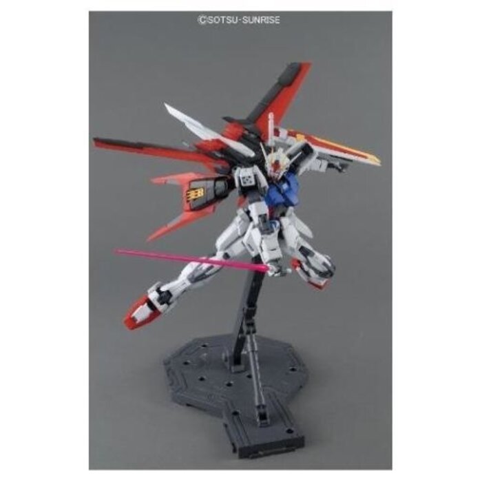Bandai Gundam MG 1/100 Aile Strike Gundam 18cm