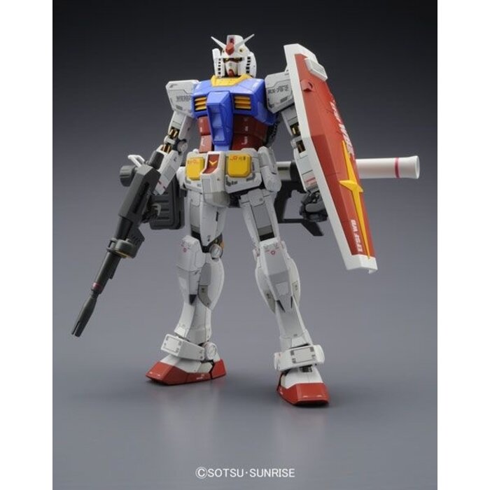 Bandai Gundam MG 1/100 RX-78-2 Gundam Ver 3.0 Model Kit 18cm