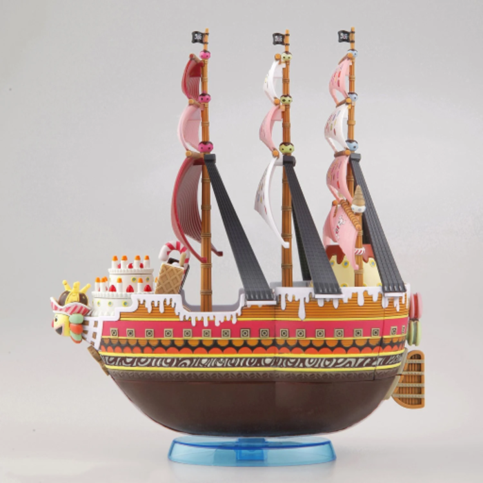 Bandai One Piece Ship Queen Mama Canter Model Kit 15cm