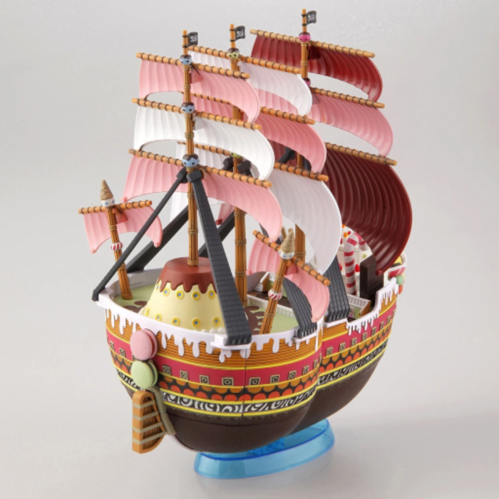Bandai One Piece Ship Queen Mama Canter Model Kit 15cm