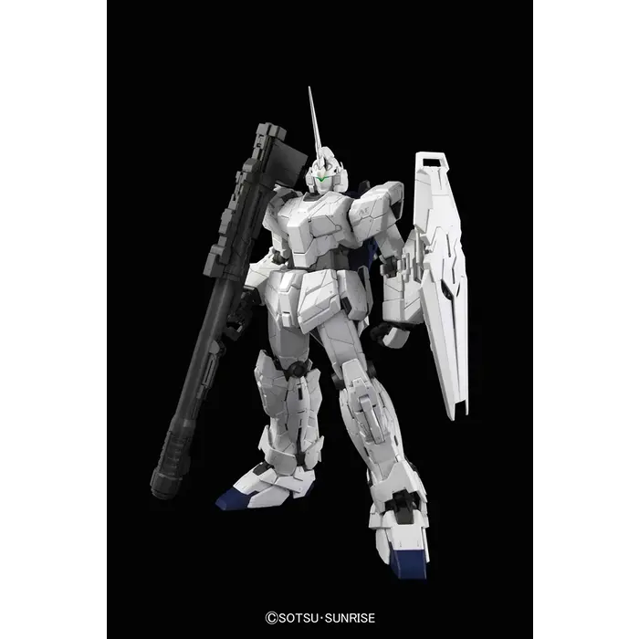 Bandai Gundam PG Full Psycho-Frame Prototype Unicorn Gundam 1/60 Model Kit