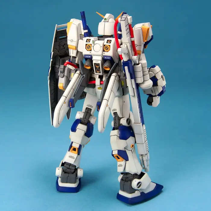 Bandai Gundam MG 1/100 Gundam RX-78-4 Model Kit