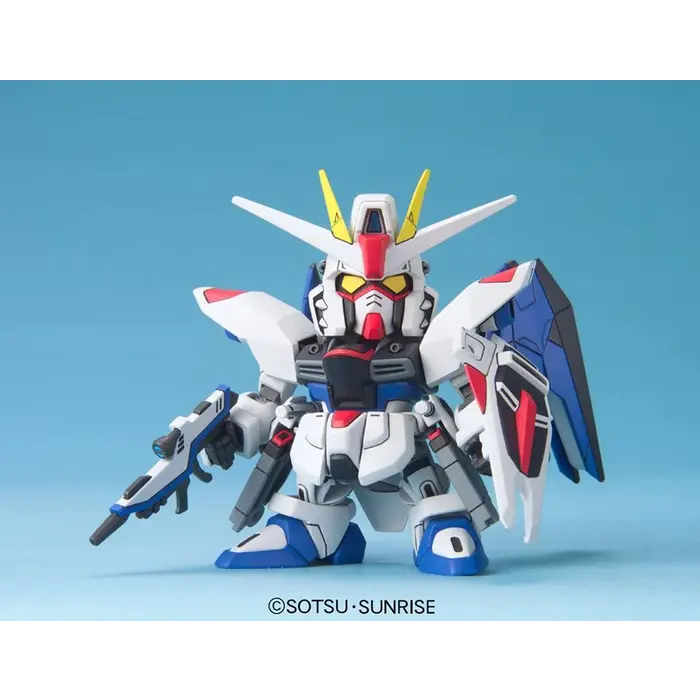Bandai Gundam SD BB257 Freedom Gundam