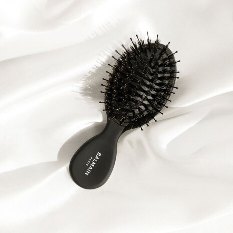 Balmain Mini 100% Boar Hair All Purpose Spa Brush Balmain Mini 100% Boar Hair All Purpose Spa Brush