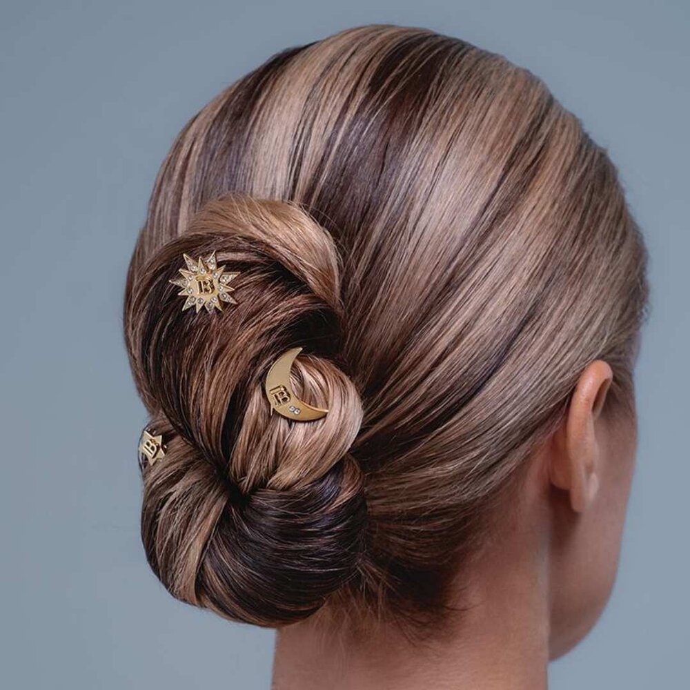 Balmain Limited Edition Pin Set Gold Balmain Limited Edition Pin Set Gold