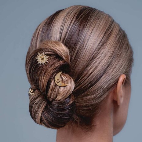 Balmain Limited Edition Pin Set Gold Balmain Limited Edition Pin Set Gold