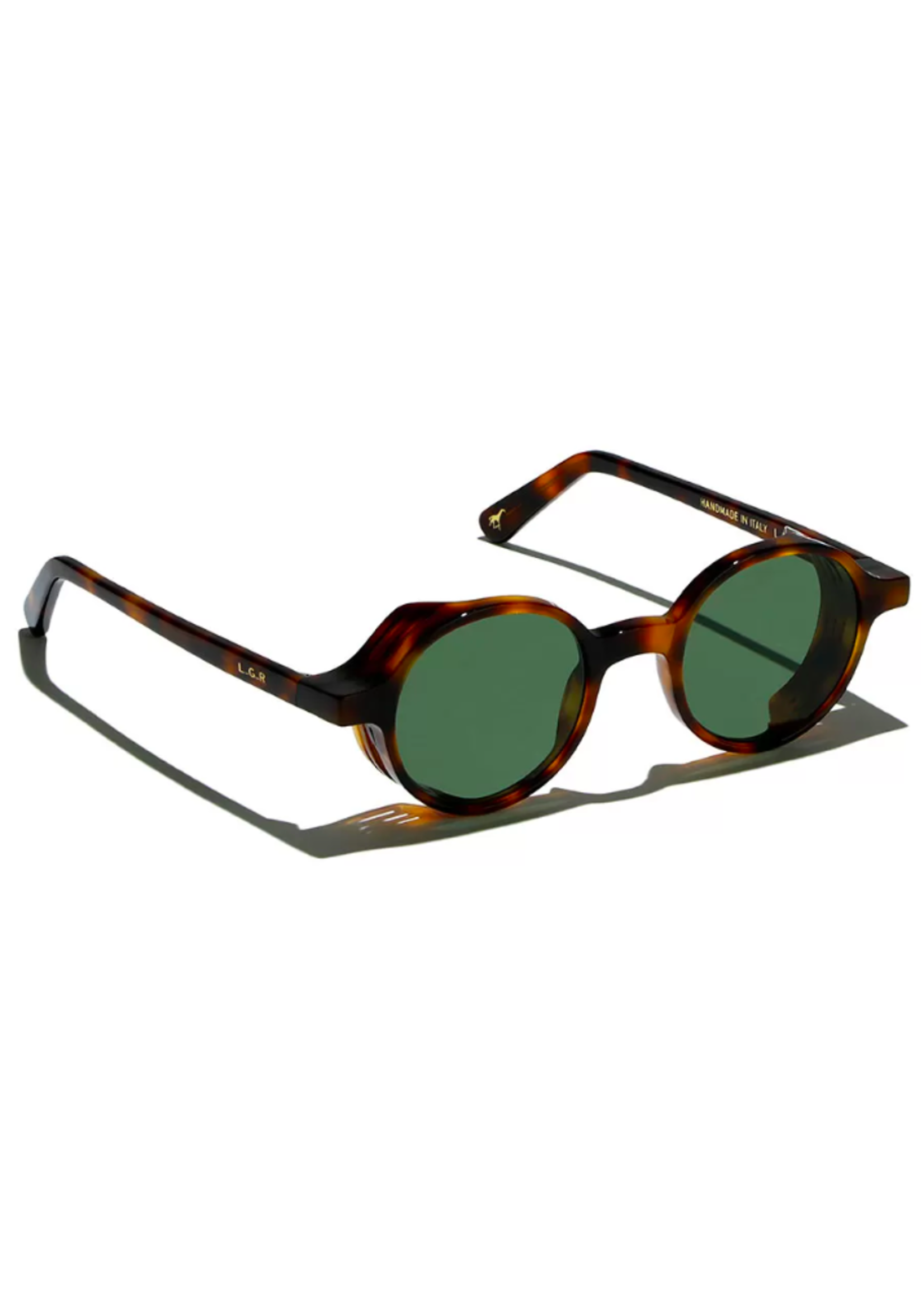 L.G.R. L.G.R. Reunion Explorer