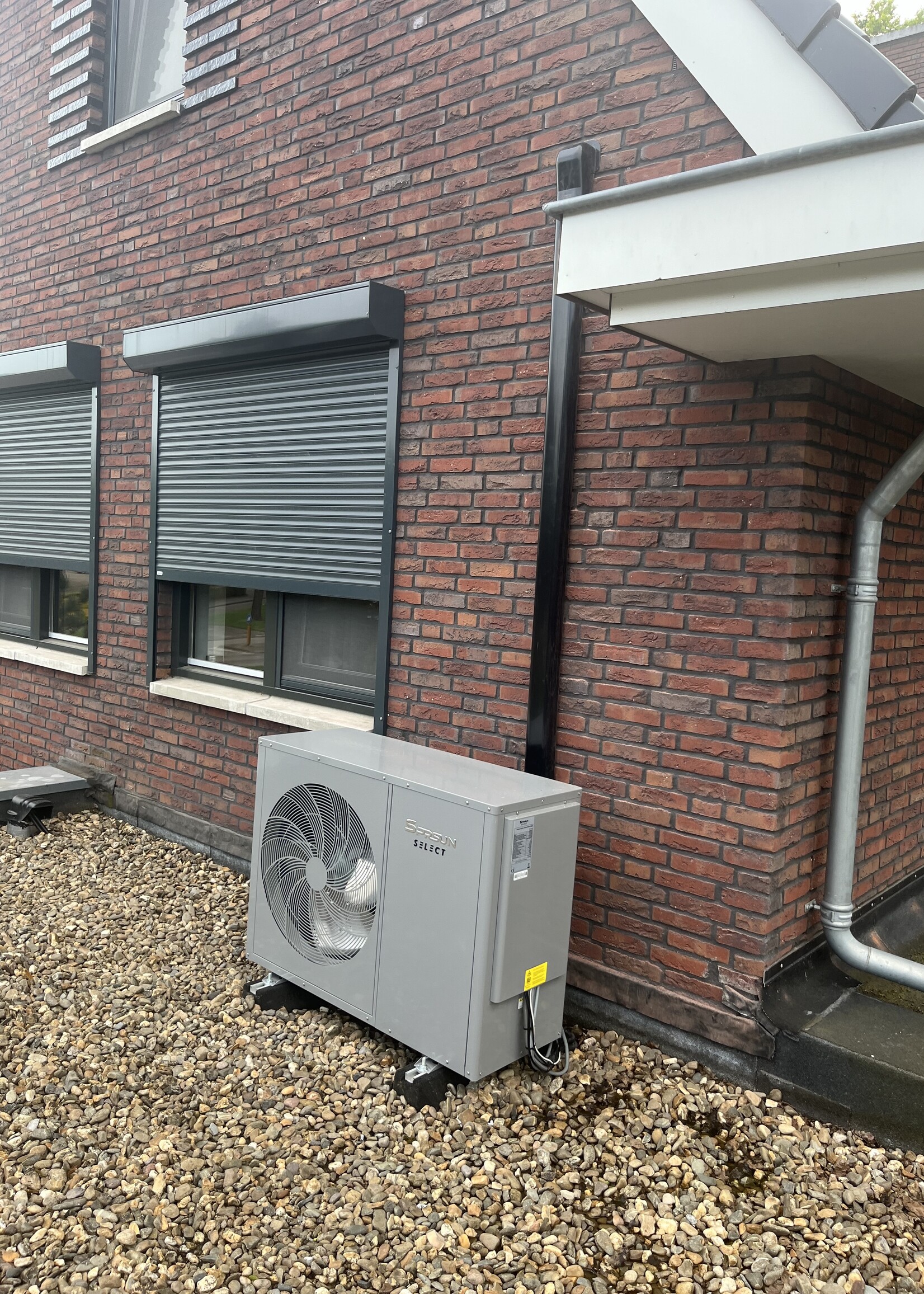 SPRSUN SPRSUN 9.5 kW Monoblock Heat Pump