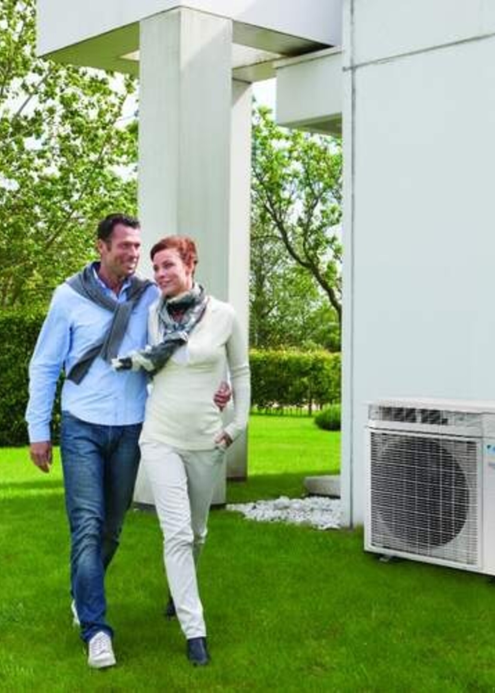 Daikin Ururu Sarara Innen- und Außeneinheit 2,5 kW R32 (inklusive IR-Fernbedienung)