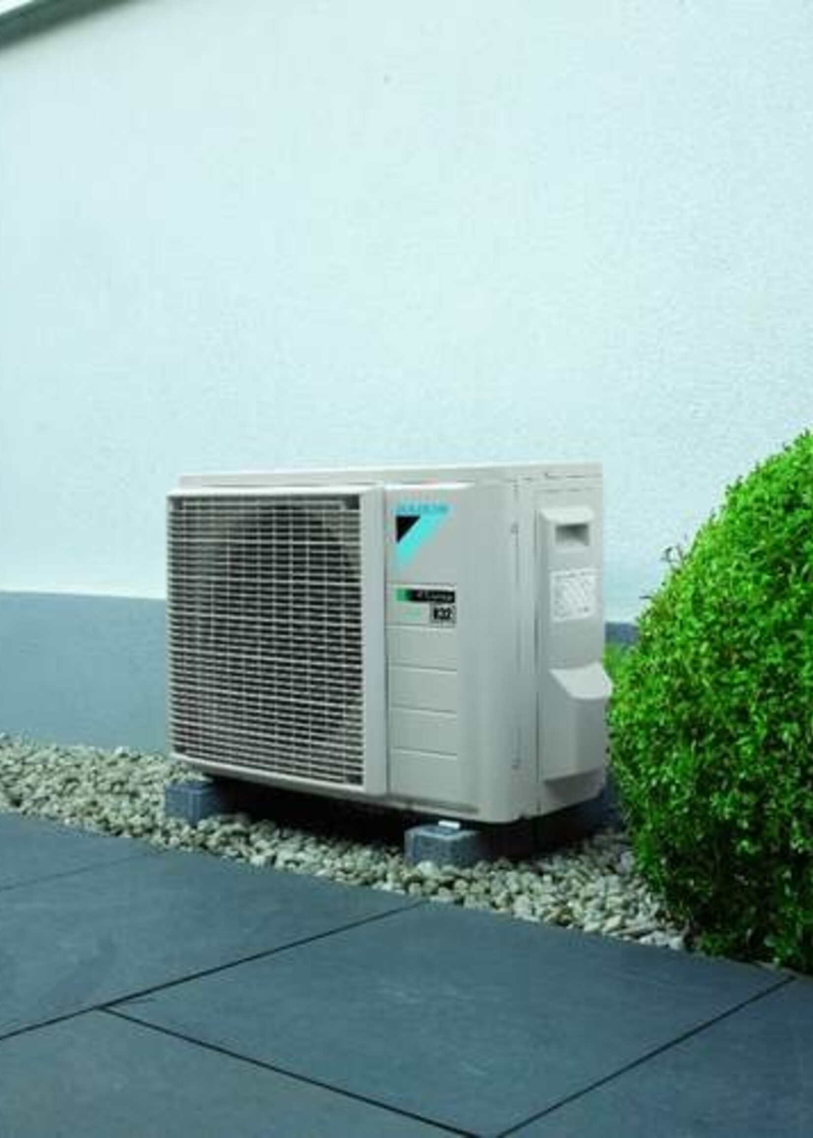 Daikin Kanal-Hochdruck Innen- und Außeneinheit 3,5 kW R32 ohne Bedienung