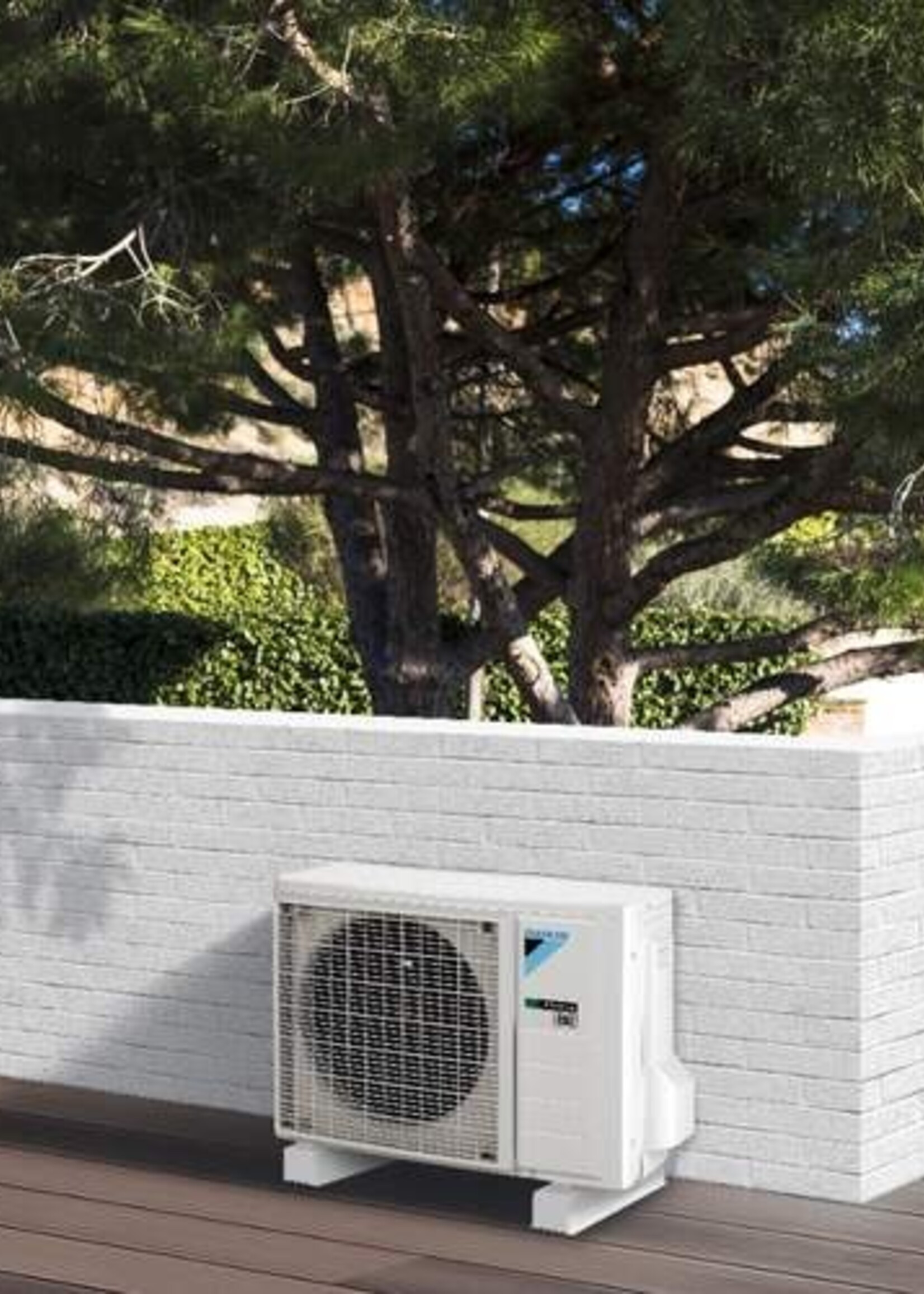 DAIKIN Daikin Stylish binnen + buitenunit 2,5 kW zwart R32 (inclusief IR afstandsbediening en Wifi)