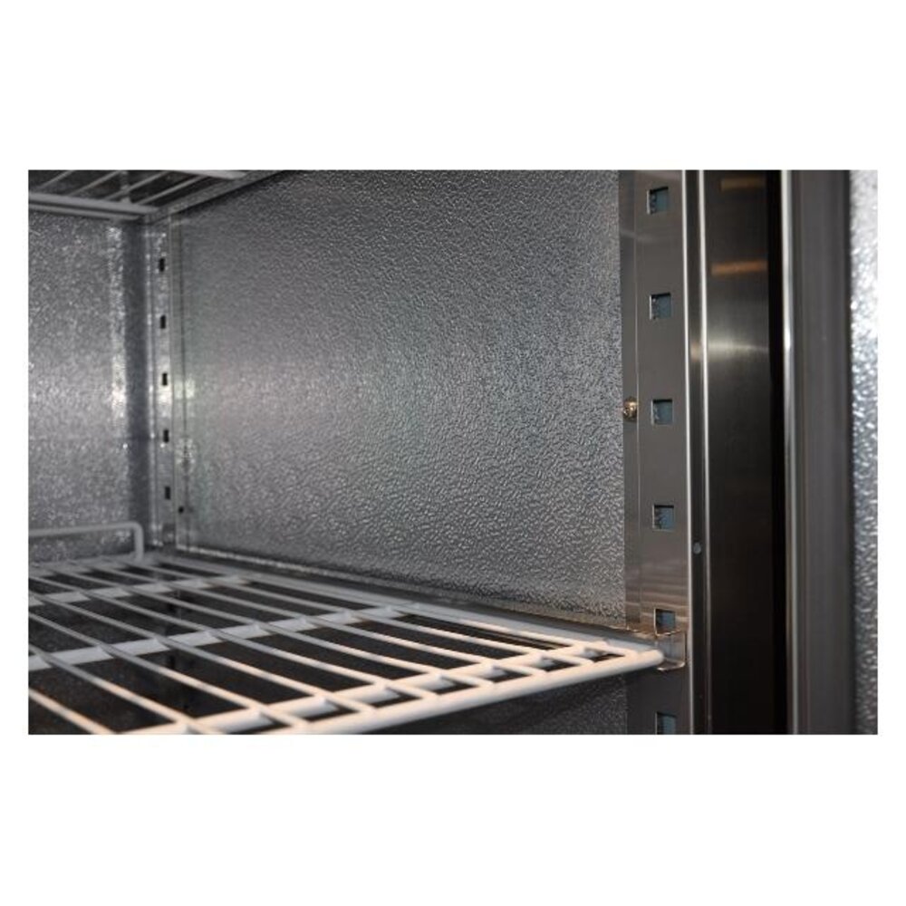 Combisteel Vrieskast rvs+alu 1200 ltr statisch | 7450.0415 Combisteel Vrieskast rvs+alu 1200 ltr statisch | 7450.0415