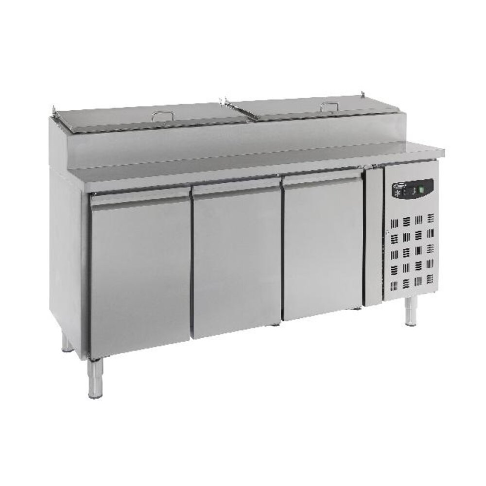 Combisteel Saladette 3 deuren 8x1 3gn pan | 7450.0104 Combisteel Saladette 3 deuren 8x1 3gn pan | 7450.0104