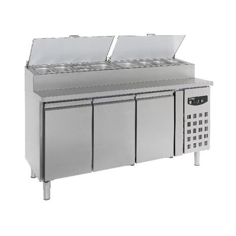 Combisteel Saladette 3 deuren 8x1 3gn pan | 7450.0104 Combisteel Saladette 3 deuren 8x1 3gn pan | 7450.0104