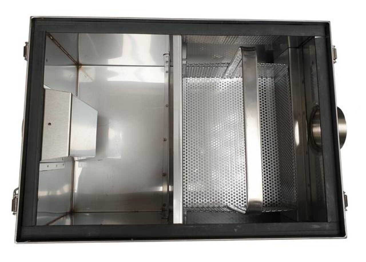 Combisteel Vetafscheider rvs 22l voldoet niet aan nen-1825 normen niet toegestaan in nederland | 7490.0310 Combisteel Vetafscheider rvs 22l voldoet niet aan nen-1825 normen niet toegestaan in nederland | 7490.0310