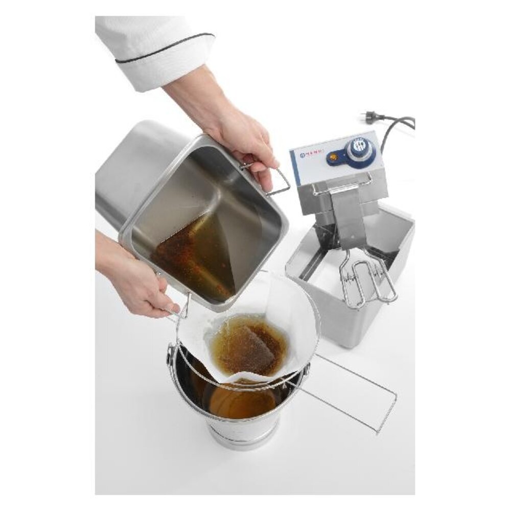 Hendi Friteuse kitchen line - 2x4l, , kitchen line, 8l, 230v 6000w, 470x380x(h)330mm | 205846