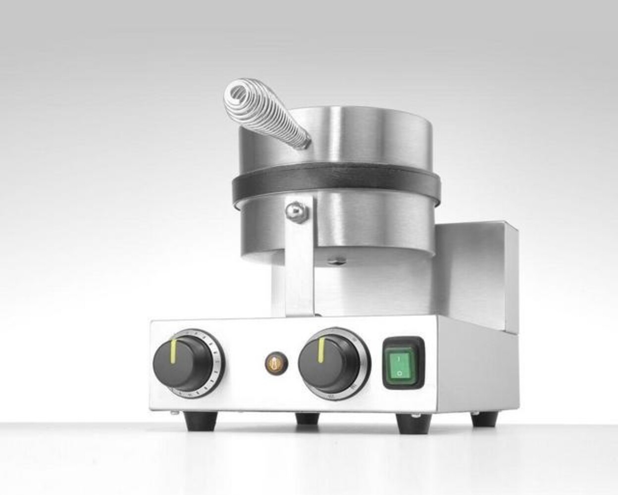 Hendi Wafelmaker rond, , 230v 1000w, 250x380x(h)590mm | 212172 Hendi Wafelmaker rond, , 230v 1000w, 250x380x(h)590mm | 212172