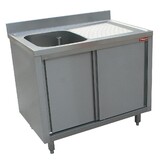 Diamond Spoeltafel 1 kuip 600x500xh275, rechts druipvlak op kast met 2 schuifdeuren