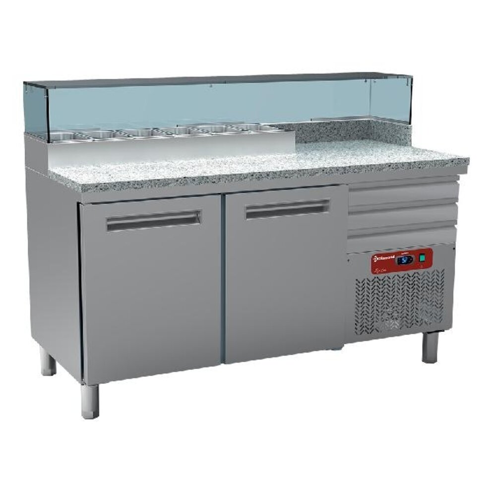 Diamond Pizzeria koeltafel, 2 deuren en 600x400, 3 neutrale laden en 600x400, gekoelde structuur 6x gn ¼ | MR-PIZZA/R2 Diamond Pizzeria koeltafel, 2 deuren en 600x400, 3 neutrale laden en 600x400, gekoelde structuur 6x gn ¼ | MR-PIZZA/R2