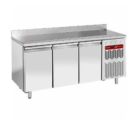 Diamond Geventileerde koeltafel  muraal , 3 deuren gn 1 1, 405 lit. groep aan gx