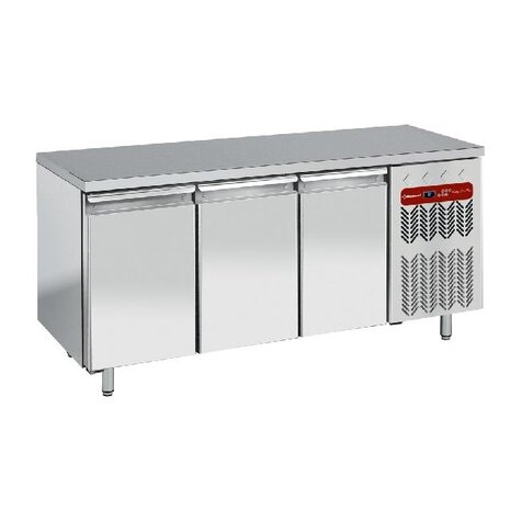 Diamond Koeltafel, geventileerd, 3 deuren en 600x400 | TP3N/H-R2 Diamond Koeltafel, geventileerd, 3 deuren en 600x400 | TP3N/H-R2