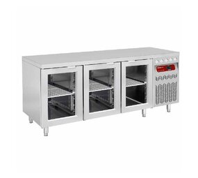 Diamond Geventileerde koeltafel, 3 glazen deuren gn 1 1, 405 lit. Diamond Geventileerde koeltafel, 3 glazen deuren gn 1 1, 405 lit.