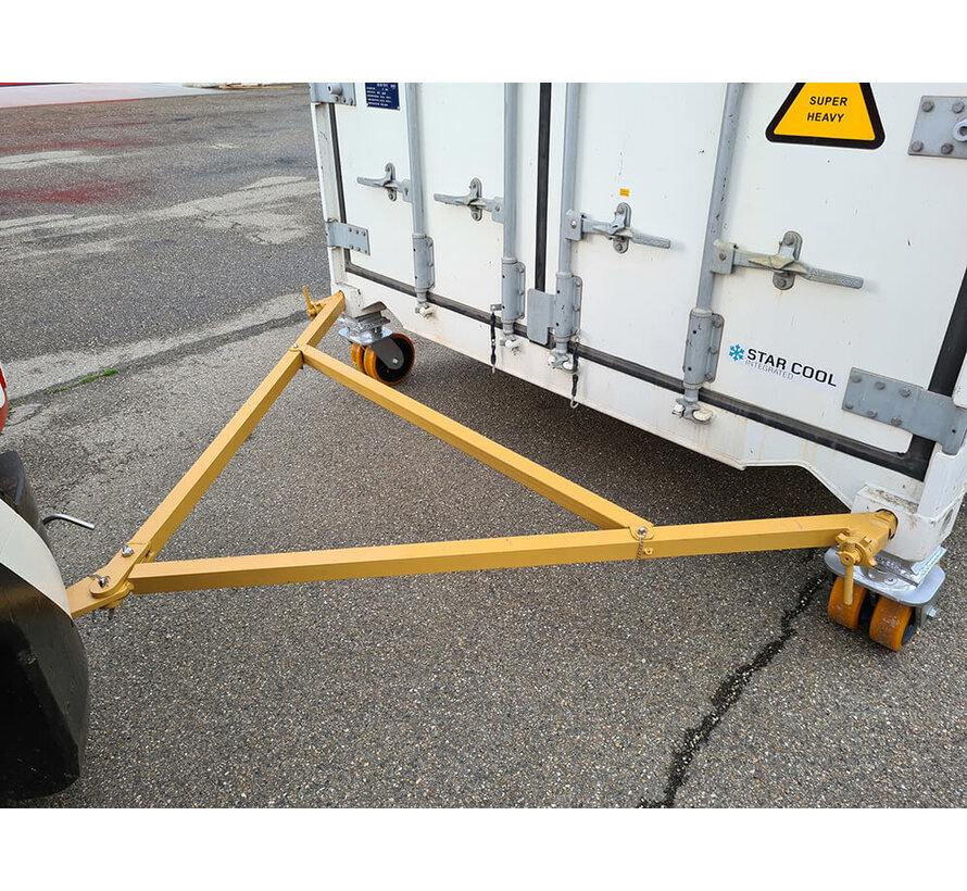 Foldable tow bar set for pulling 25 ton sea freight cargo containers