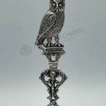 Juwelier Arie de Koning Silver birth spoon classic ''Owl on book'' | Jaap Rolf model