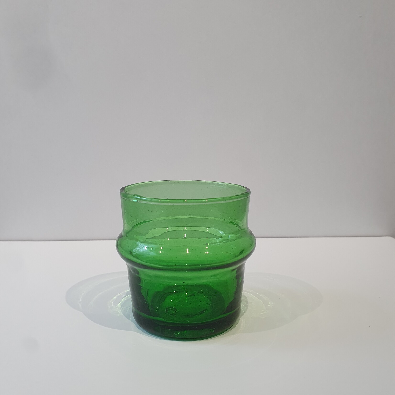 Green blown glass D5