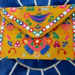 Berber shoulder pouch